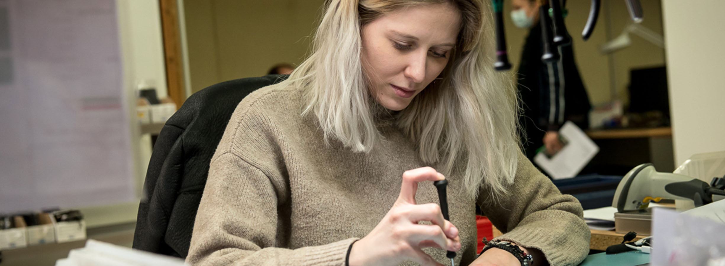 Ateliers du Bocage équipe réparation téléphonie 2